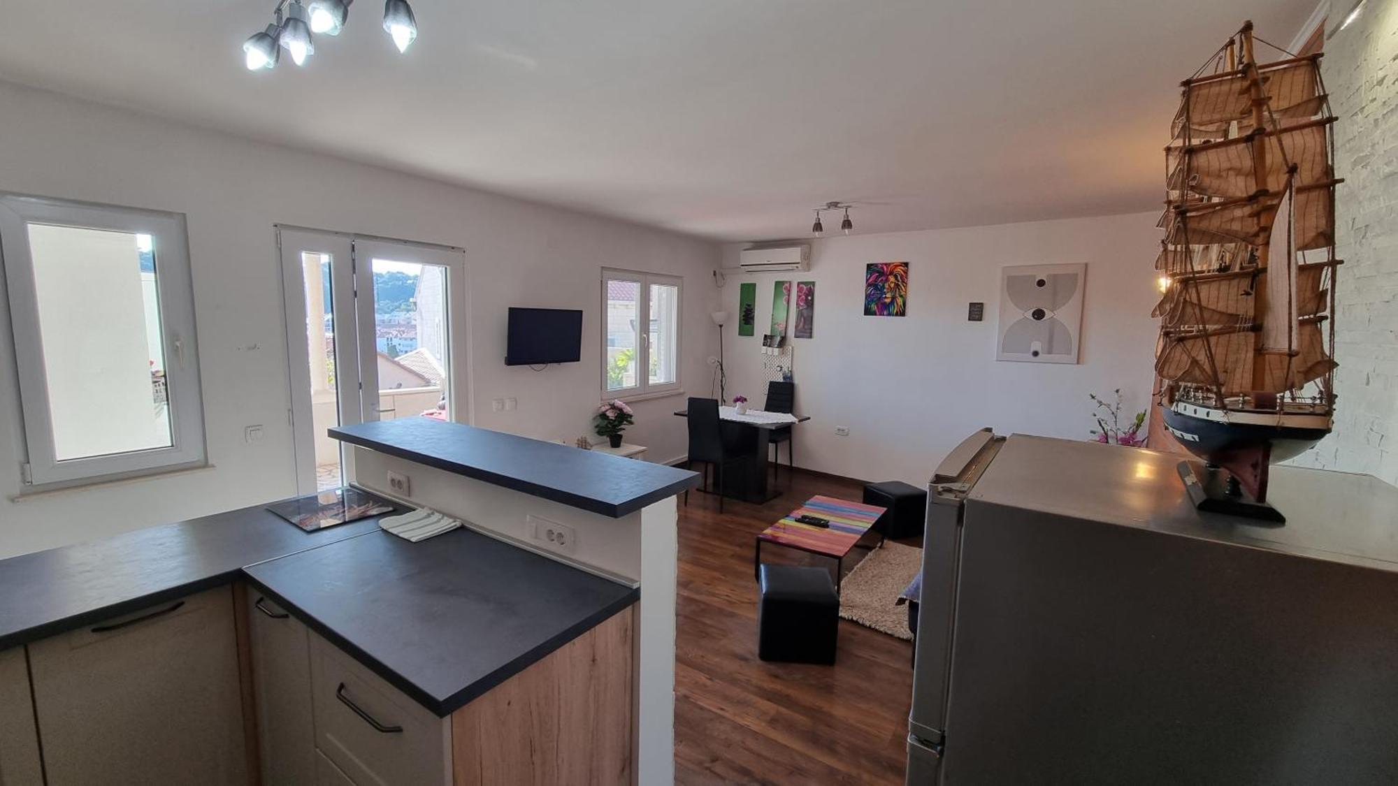 Astra Apartment *