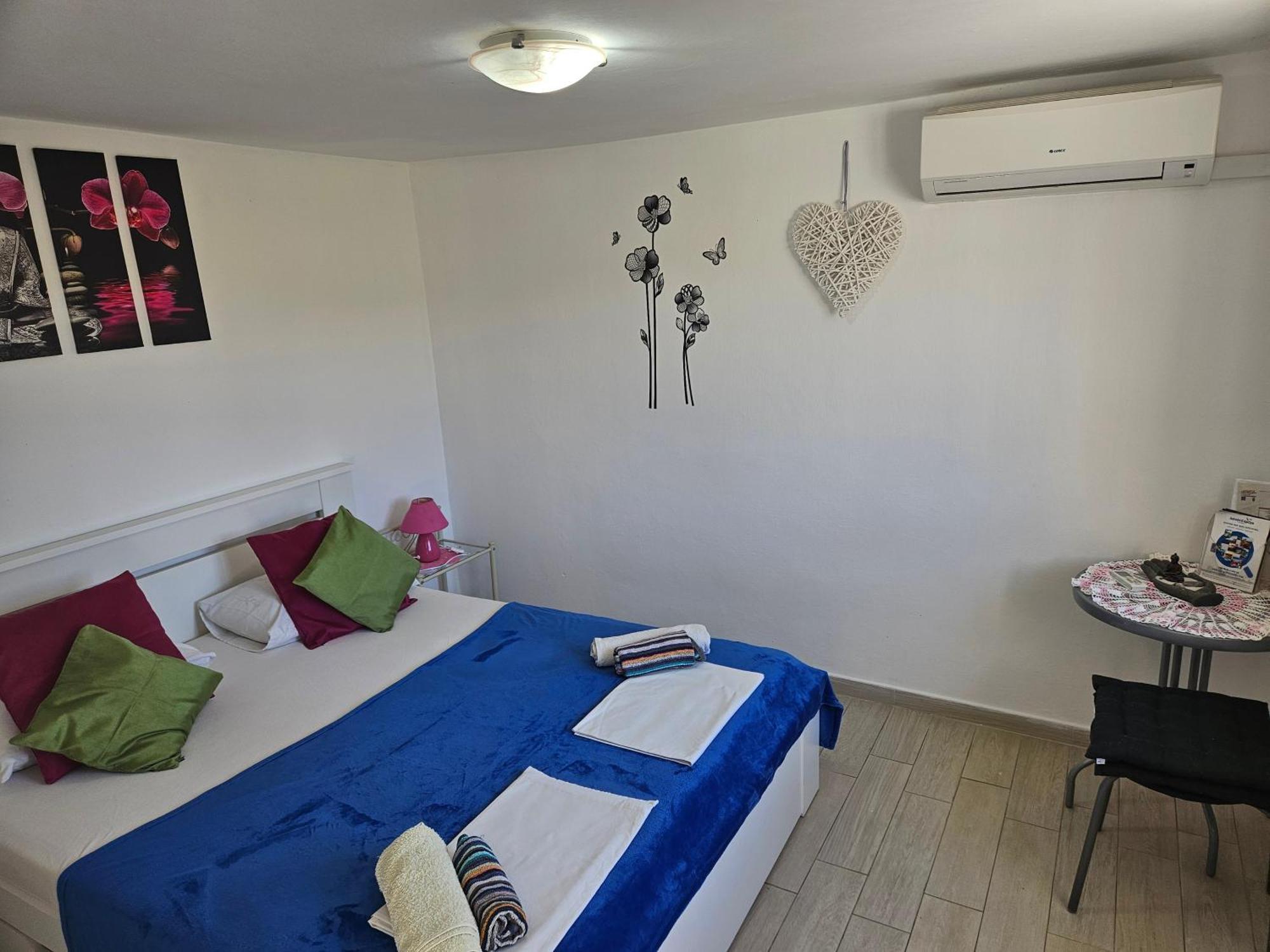 Apartment Astra *